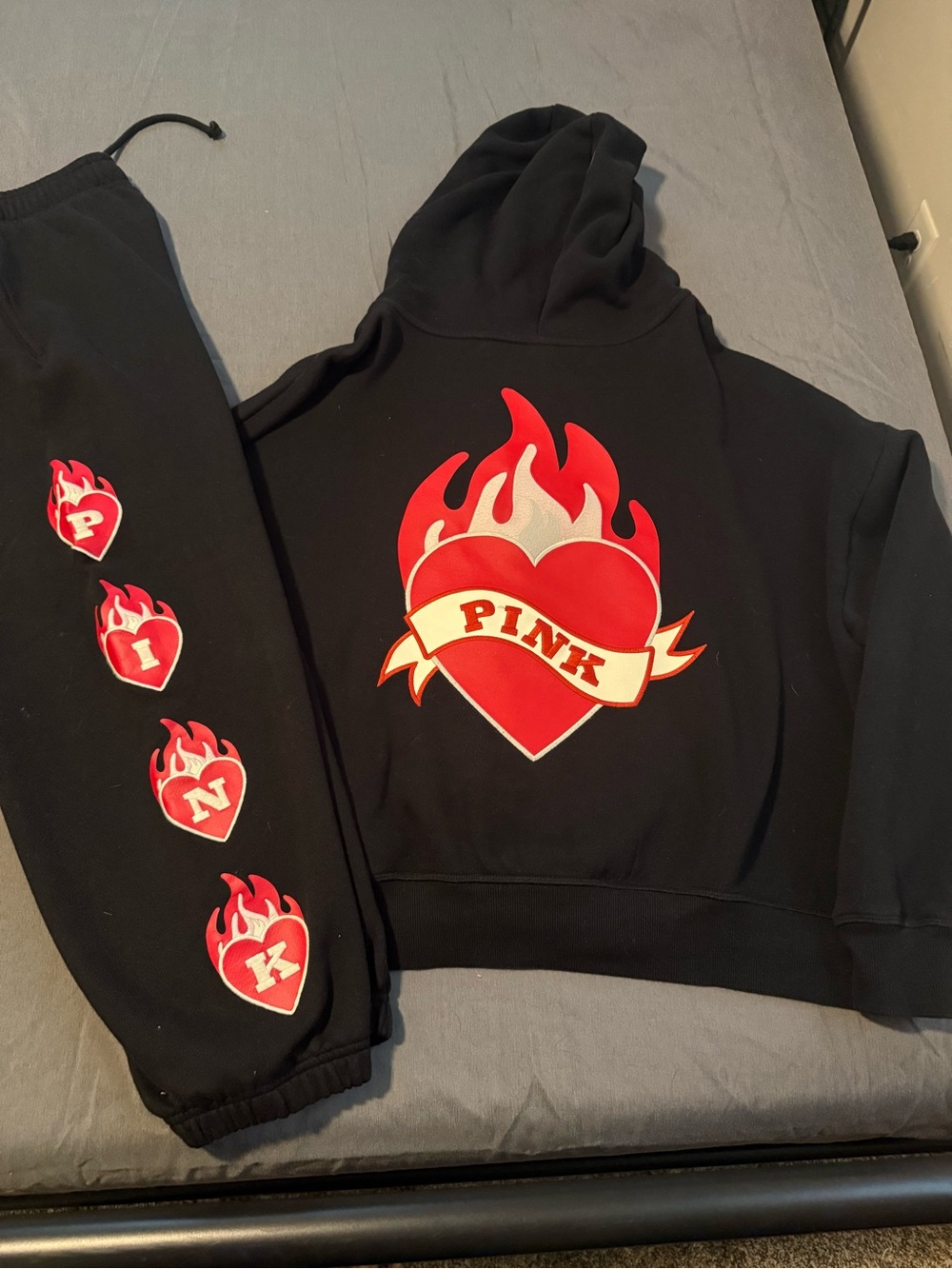 Victoria Secret PINK “That’s Fire” set